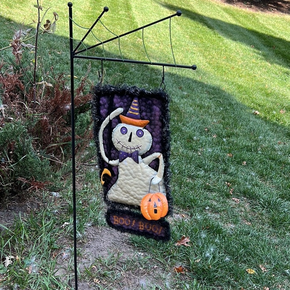 Halloween outdoor decor